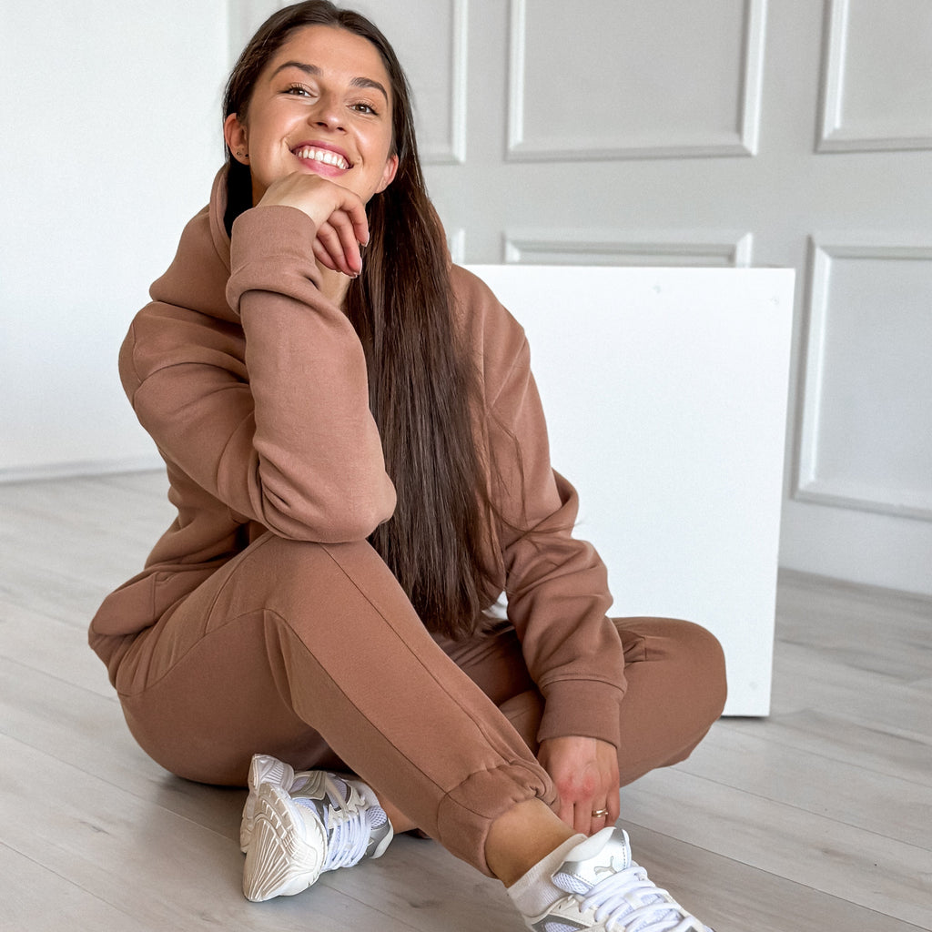 Moteriški kostiumėliai