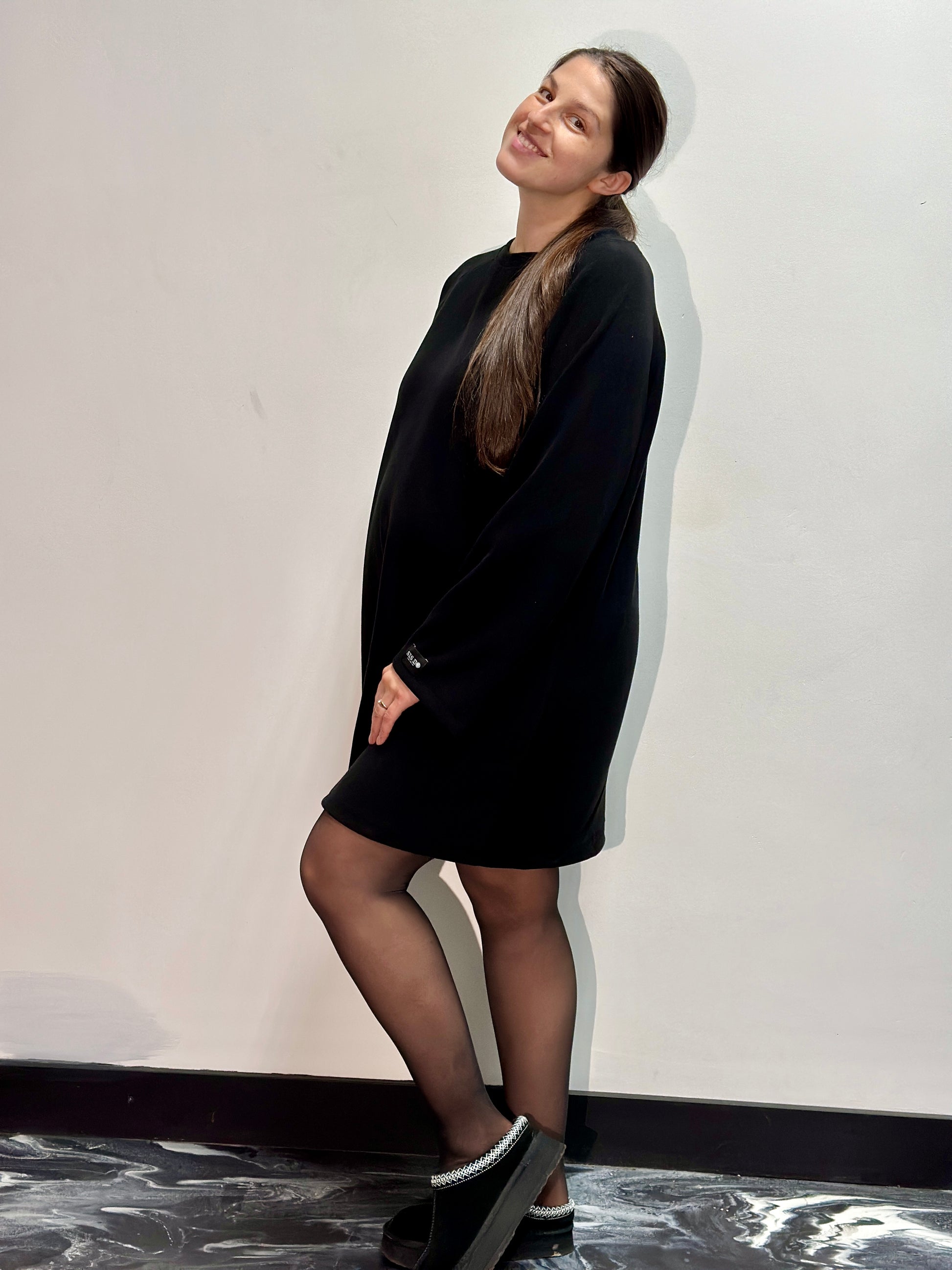 Moteriška megzto trikotažo suknelė/tunika