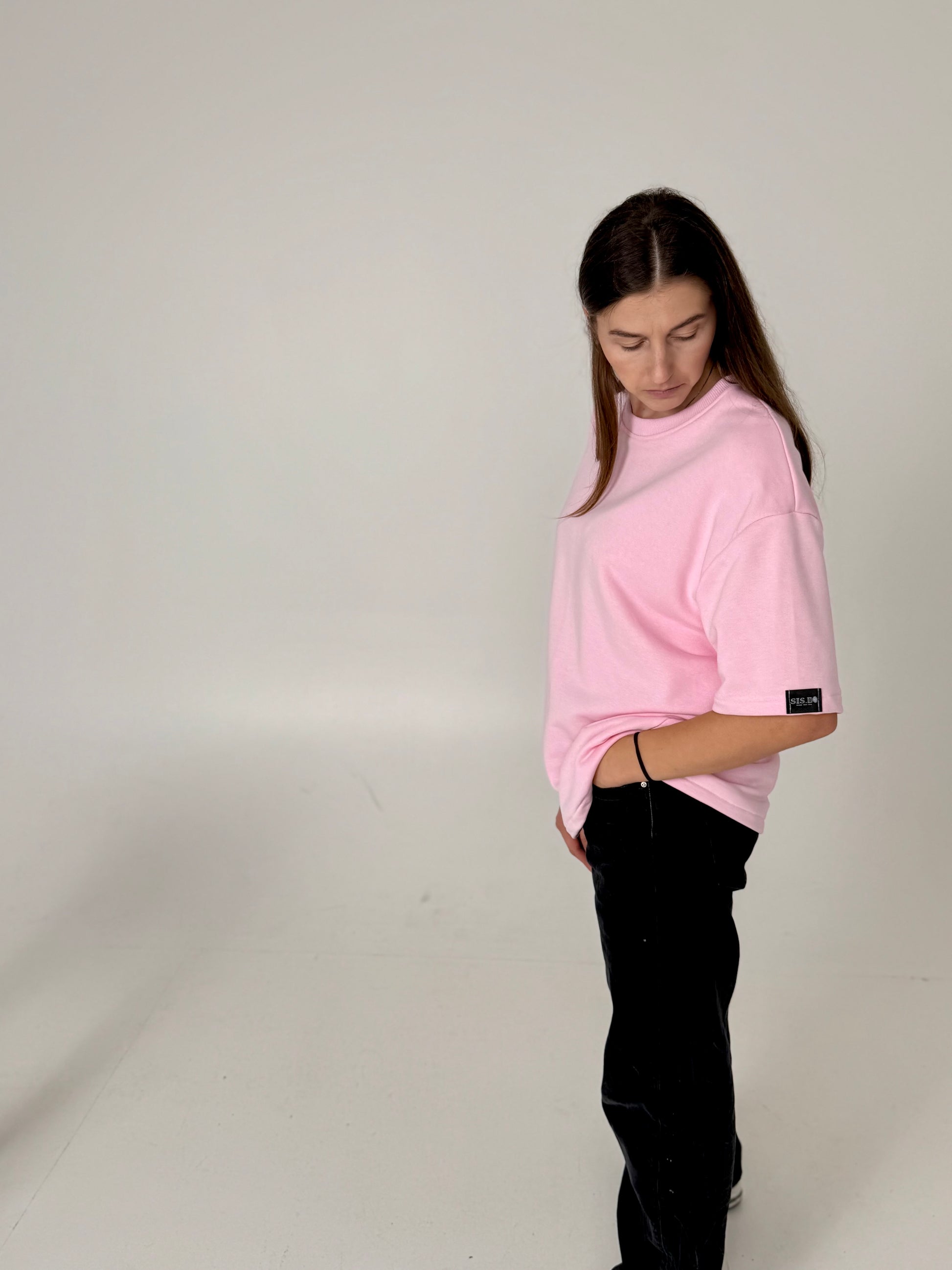 Moteriška prailginta maikutė iš trisiūlio “Baby pink”